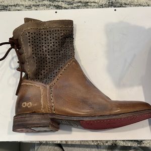 Bed|Stu tan leather boots, 8